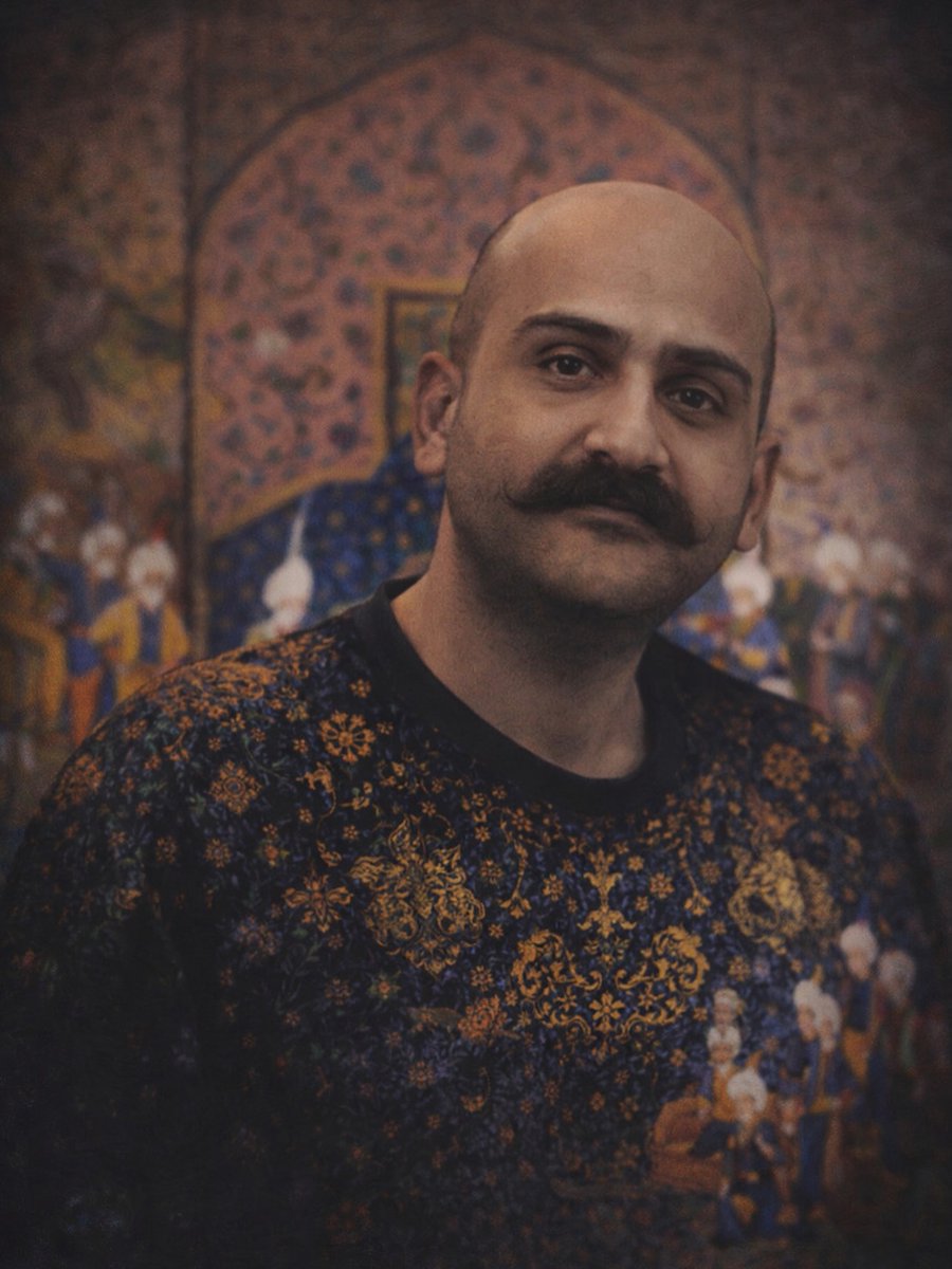محسن سیاه رنگ