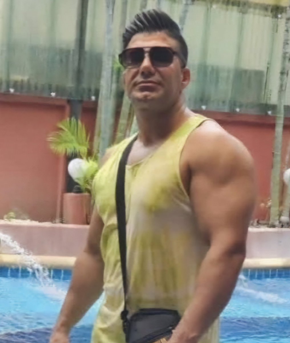 منصور شاهسواری