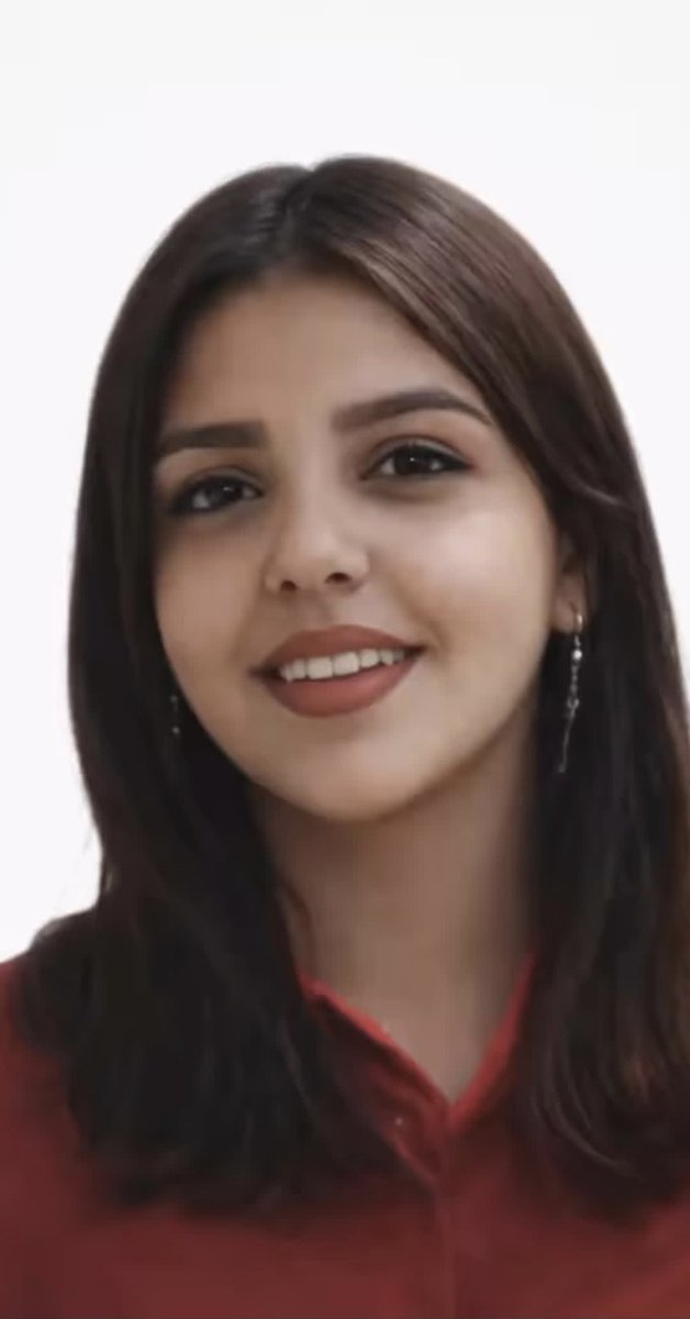 زهرا مرادی