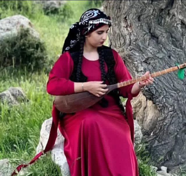 ملیکا دستیاب