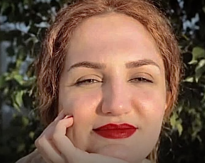 مریم زردشت