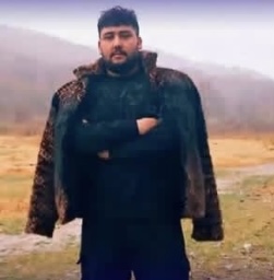 حسین اکبری